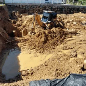 Trabalhador de SC é soterrado em obra e sobrevive graças a bolsão de ar | Imagem: Corpo de Bombeiros de SC