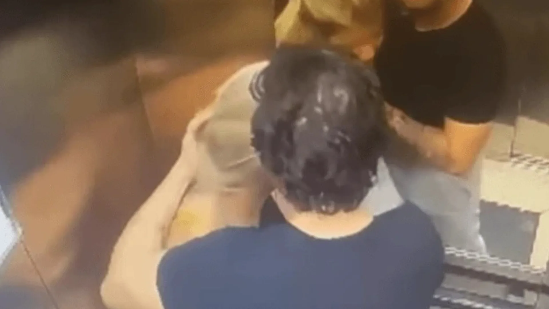 Publicitário é preso após tentar atacar namorada com tesoura em hotel – Imagem: reprodução/ SBT