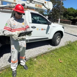 Celesc fornece internet via satélite Starlink em carros da equipe de emergência | Foto: divulgação / CELESC 