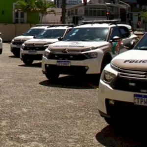 Homem embriagado agride mulheres em ônibus de SC