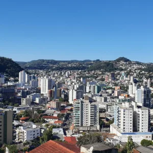 Município de SC anuncia dois concursos públicos com salário de até R$ 24,2 mil