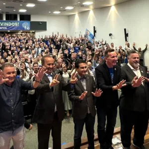 Republicanos oficializa filiações de líderes políticos em SC