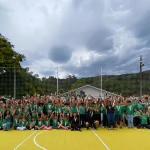 500 crianças participam de torneio esportivo em Palhoça pelo projeto Brincando na Quadra