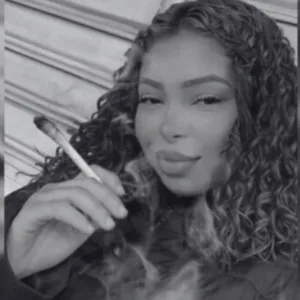 Quem era 'Japinha do CV', traficante morta na megaoperação no RJ | Foto: Redes sociais/Reprodução