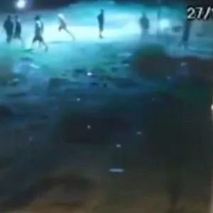 Criança fica gravemente ferida após ser espancada por adolescentes - Imagem: reprodução/ Metrópoles