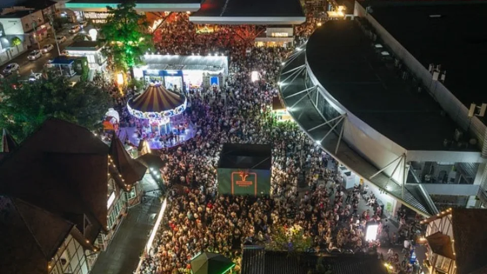 Bebidas da Oktoberfest Blumenau passam por testes de qualidade e segurança | Imagem: Ascom Villa Germânica 