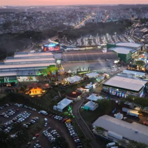 Segundo dia de Efapi do Brasil reúne mais de 40 mil pessoas