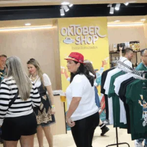 Oktoberfest Blumenau lança linha de produtos exclusivos para celebrar 40 anos de história | Imagem: Foto: Marcelo Martins
