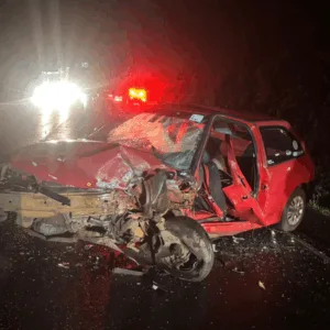 Gestante fica ferida em colisão frontal na BR-282 em SC; veja imagens | Imagem: Corpo de Bombeiros de SC