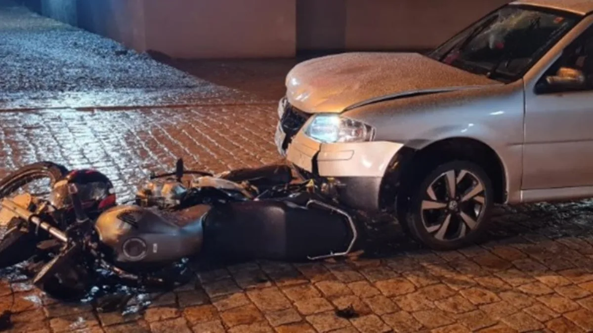 Motorista embriagado e sem CNH provoca acidente e deixa jovem gravemente ferido em SC | Imagem: Polícia Militar de SC Motorista embriagado e sem CNH provoca acidente e deixa jovem gravemente ferido em SC | Imagem: Polícia Militar de SC