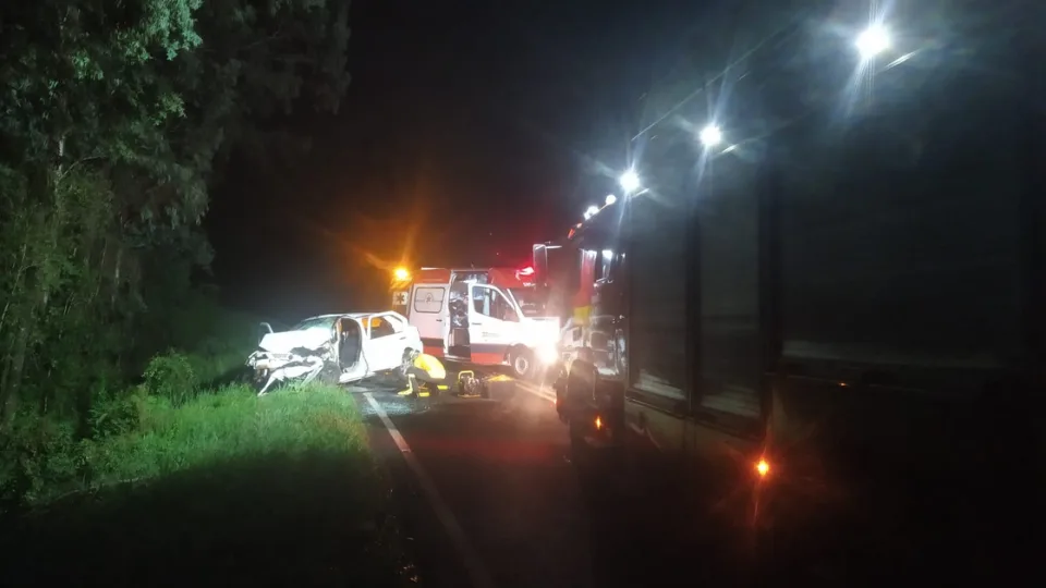 Motorista fica gravemente ferido em colisão frontal na SC-480 em SC | Imagem: Corpo de Bombeiros de SC