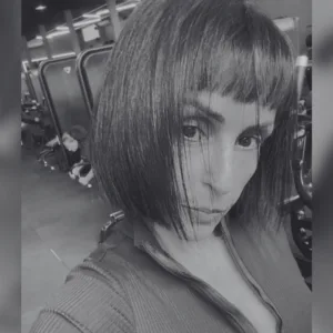 Mulher morre após sofrer parada cardíaca em academia de Florianópolis; 'excelente mãe'