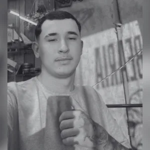 'Sem acreditar': jovem de SC morre esmagado por caminhão contra parede