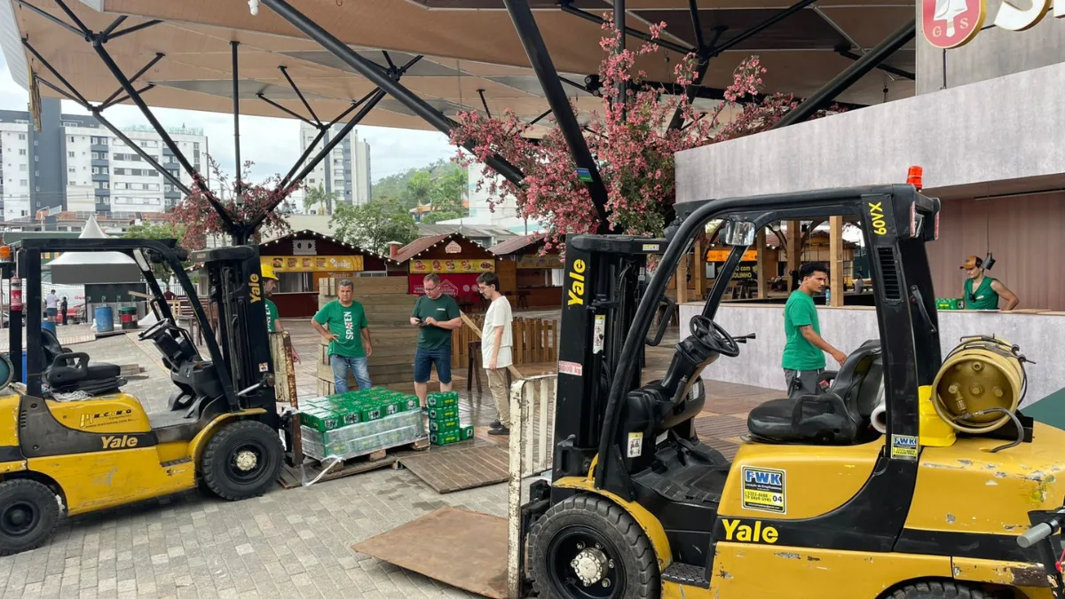 Preparativos entram na reta final para a Oktoberfest Blumenau 2025; veja imagens  | Imagem: Paulo César / SCC SBT SC