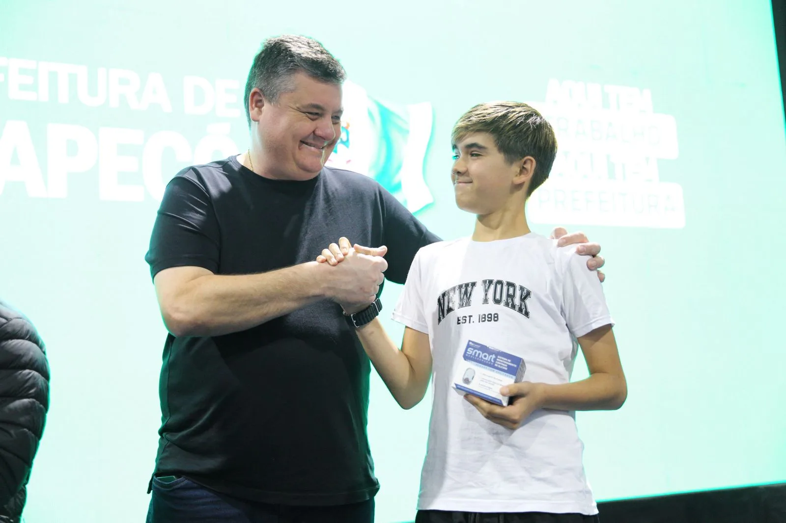 Prefeitura de Chapecó entrega aparelhos digitais de controle da glicemia para crianças durante a Efapi (1)