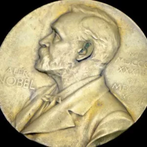 Medalha do Prêmio Nobel | Foto: Reprodução/SBT News