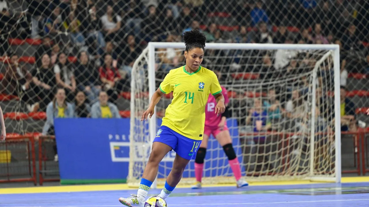 Seleção Feminina de Futsal goleia Nova Zelândia por 10 a 0 em amistoso em Lages | Foto: Fom Conradi Seleção Feminina de Futsal goleia Nova Zelândia por 10 a 0 em amistoso em Lages | Foto: Fom Conradi