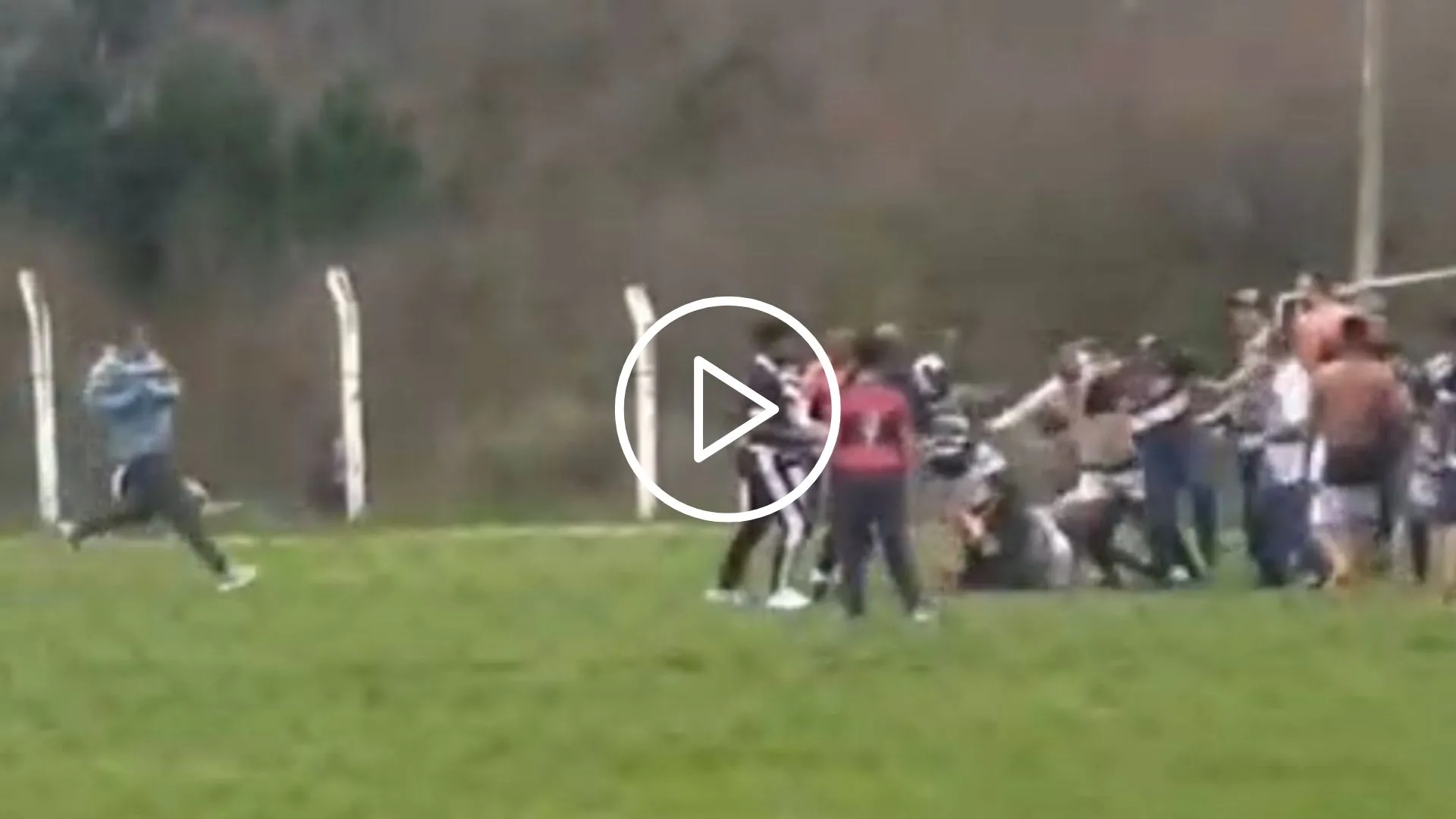VÍDEO Jogos do Jocol são suspensos após casos de violência e brigas em jogos | Imagen: Cedida à Rádio Clube VÍDEO Jogos do Jocol são suspensos após casos de violência e brigas em jogos | Imagen: Cedida à Rádio Clube