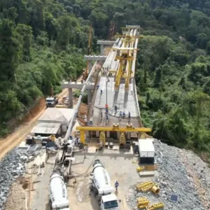 Cortes podem afetar obras como a do elevado da BR-280, em Jaraguá do Sul. (Foto: DNIT/Divulgação)
