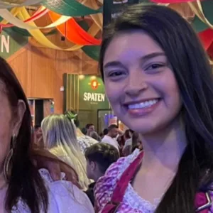 Com trabalho e dedicação, avó e neta constroem casa própria graças às polainas da Oktoberfest | Imagem: Redes Sociais/ Cedido ao SCC10