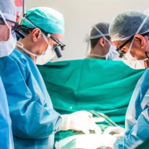 Cardiologistas nacionais e internacionais discutem novas técnicas em SC