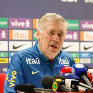 Com alerta na defesa, Ancelotti explica mudanças no Brasil antes de amistoso contra Senegal. Foto: Rafael Ribeiro / CBF