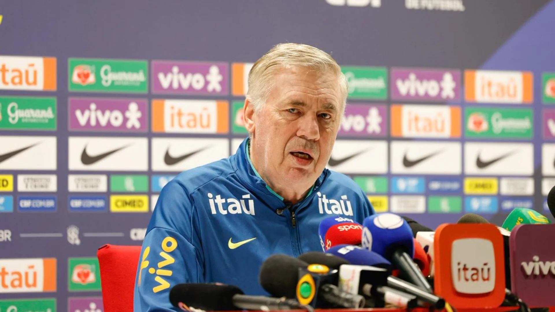 Com alerta na defesa, Ancelotti explica mudanças no Brasil antes de amistoso contra Senegal. Foto: Rafael Ribeiro / CBF