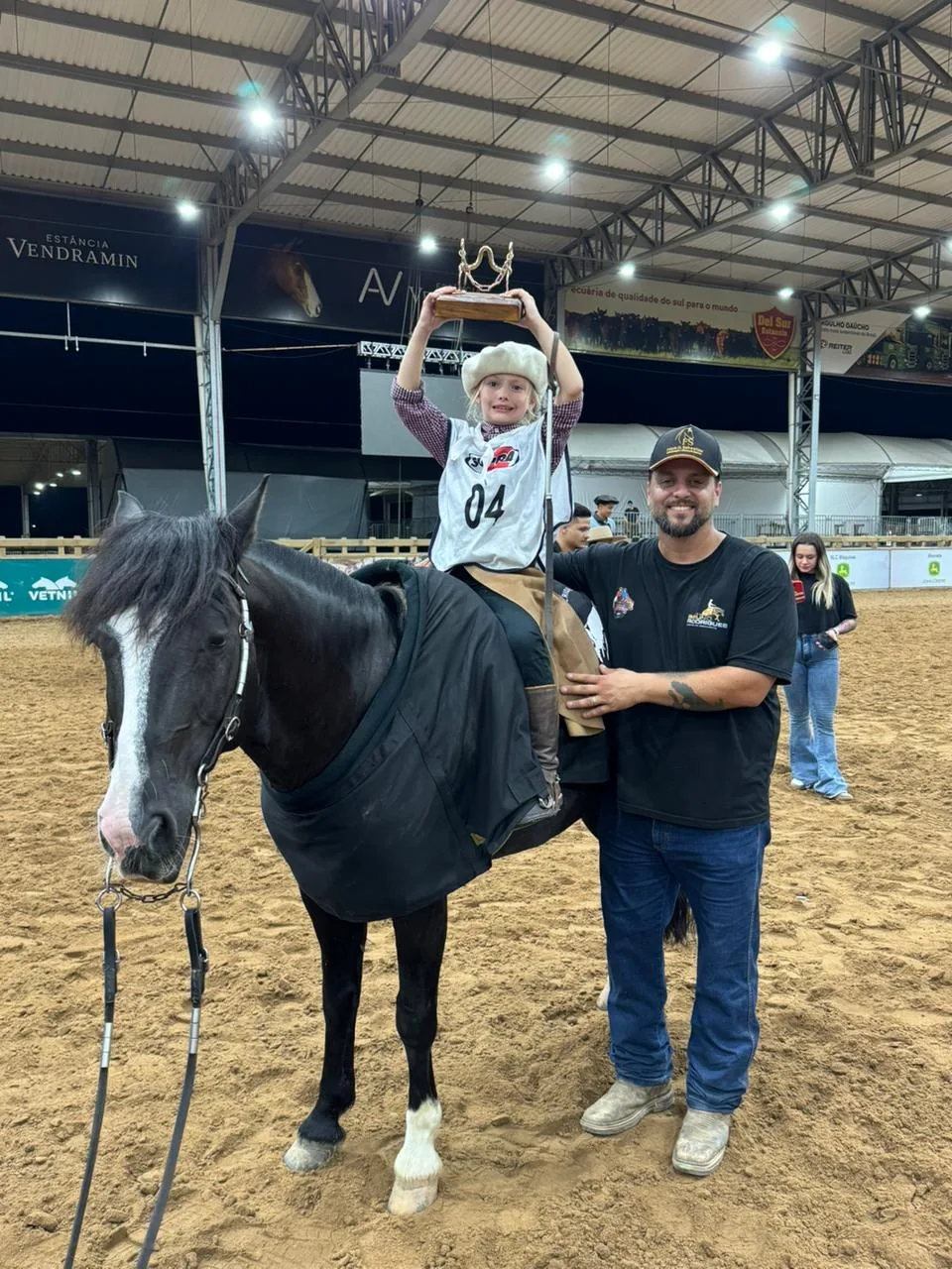 Com apenas 7 anos, catarinense de muita fé faz bonito e conquista Campeonato Brasileiro de Freio de Ouro