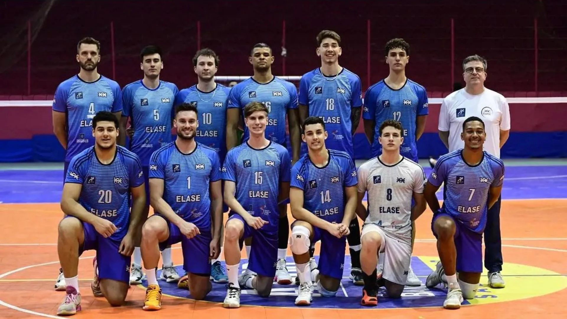 Equipe da ELASE leva Florianópolis de volta à Superliga de Vôlei | Foto: Divulgação