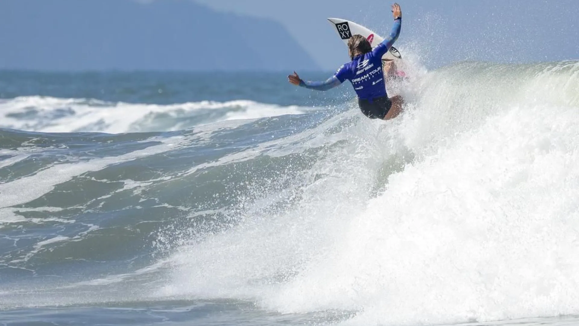 Florianópolis encerra temporada do surfe brasileiro com o Dream Tour na Praia Mole.| Foto: Daniel Smorigo/CBSurf