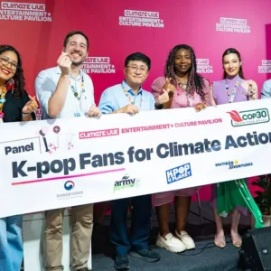 Na COP30, fãs de K-pop e ativistas debatem pautas climáticas e o poder da arte