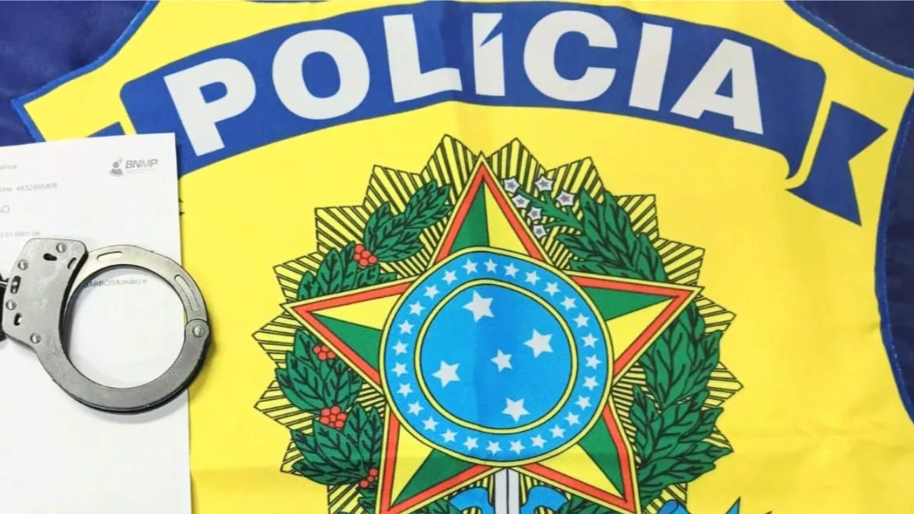 PRF de Lages prende homem por furto e apreende material suspeito | Foto: PRF