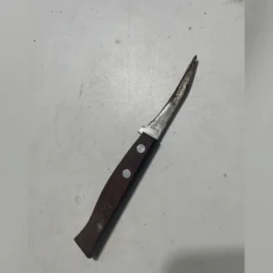 Briga entre casal termina com homem esfaqueado e mulher presa em SC