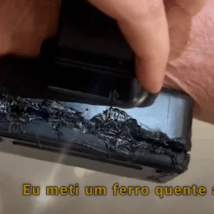 Bolsonaro admite ter tentado violar tornozeleira com ferro quente, mostra vídeo da PF