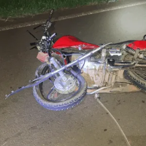 Homem morre em colisão frontal entre carro e motocicleta na SC-480 em SC | Imagem: CBMSC