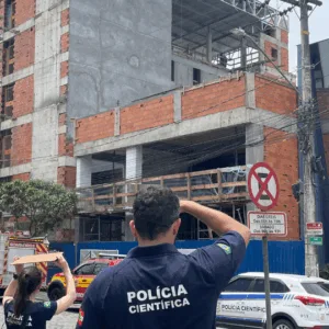 ‘Primeiro dia de trabalho e esposa grávida’, o que se sabe sobre a tragédia em Blumenau | Imagem: Ricardo Souza/SCC10