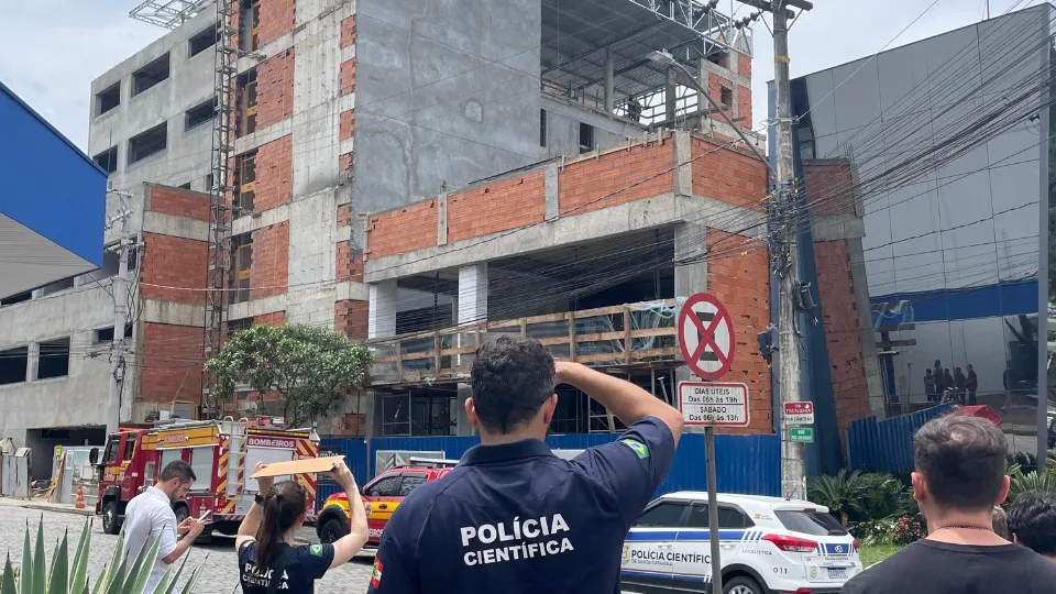 ‘Primeiro dia de trabalho e esposa grávida’, o que se sabe sobre a tragédia em Blumenau | Imagem: Ricardo Souza/SCC10