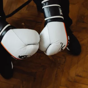 Whindersson Nunes 'desafia' Sacha Bali por cinturão do Fight Music Show