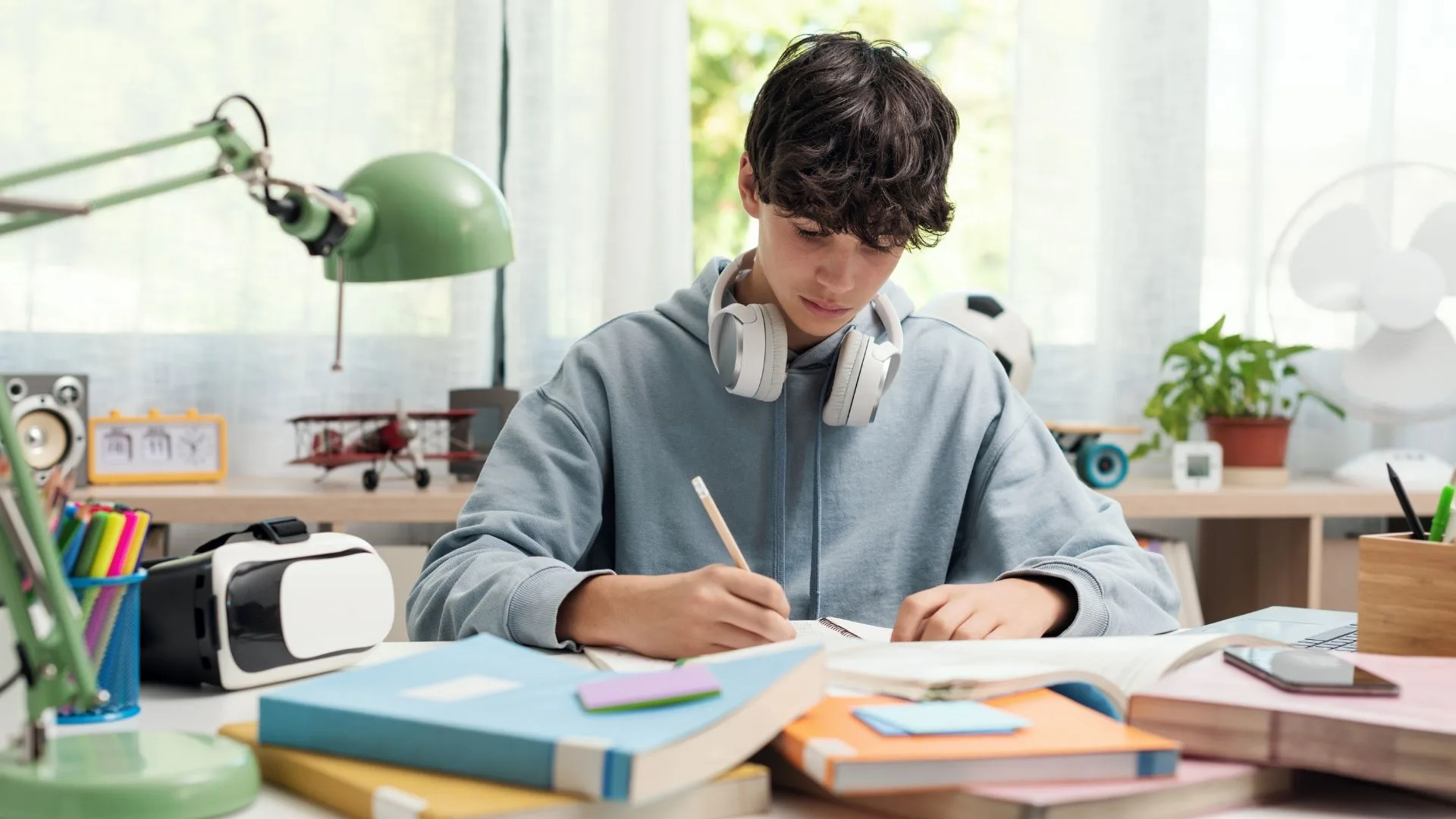 Reta final do ENEM: como revisar, o que estudar e dicas para a redação, segundo professores | Foto: reprodução. 
