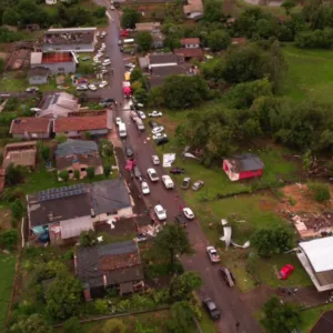 Proteção e Defesa Civil confirmam passagem de três tornados no Oeste de SC - Imagem:  Coordenadoria Regional da Defesa Civil/Dionísio Cerqueira