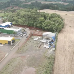 Faxinal dos Guedes decreta situação de emergência após passagem de tornado