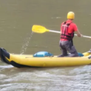 Bombeiros buscam por jovem desaparecido no Rio Itajaí-Açu
