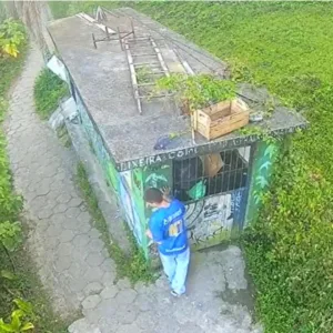 Vídeo mostra homem que assassinou mulher na praia do Matadeiro antes de cometer o crime