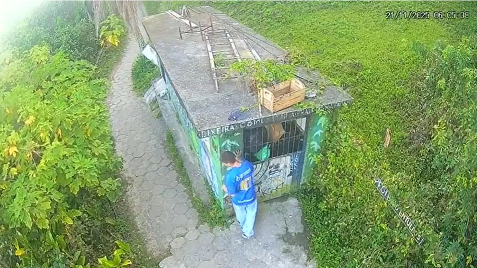 Vídeo mostra homem que assassinou mulher na praia do Matadeiro antes de cometer o crime | Foto: divulgação PMSC 