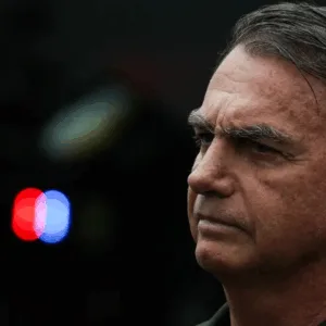 PL suspende atividades partidárias e salário de Bolsonaro
 | Imagem: Pozzebom/ Agência Brasil