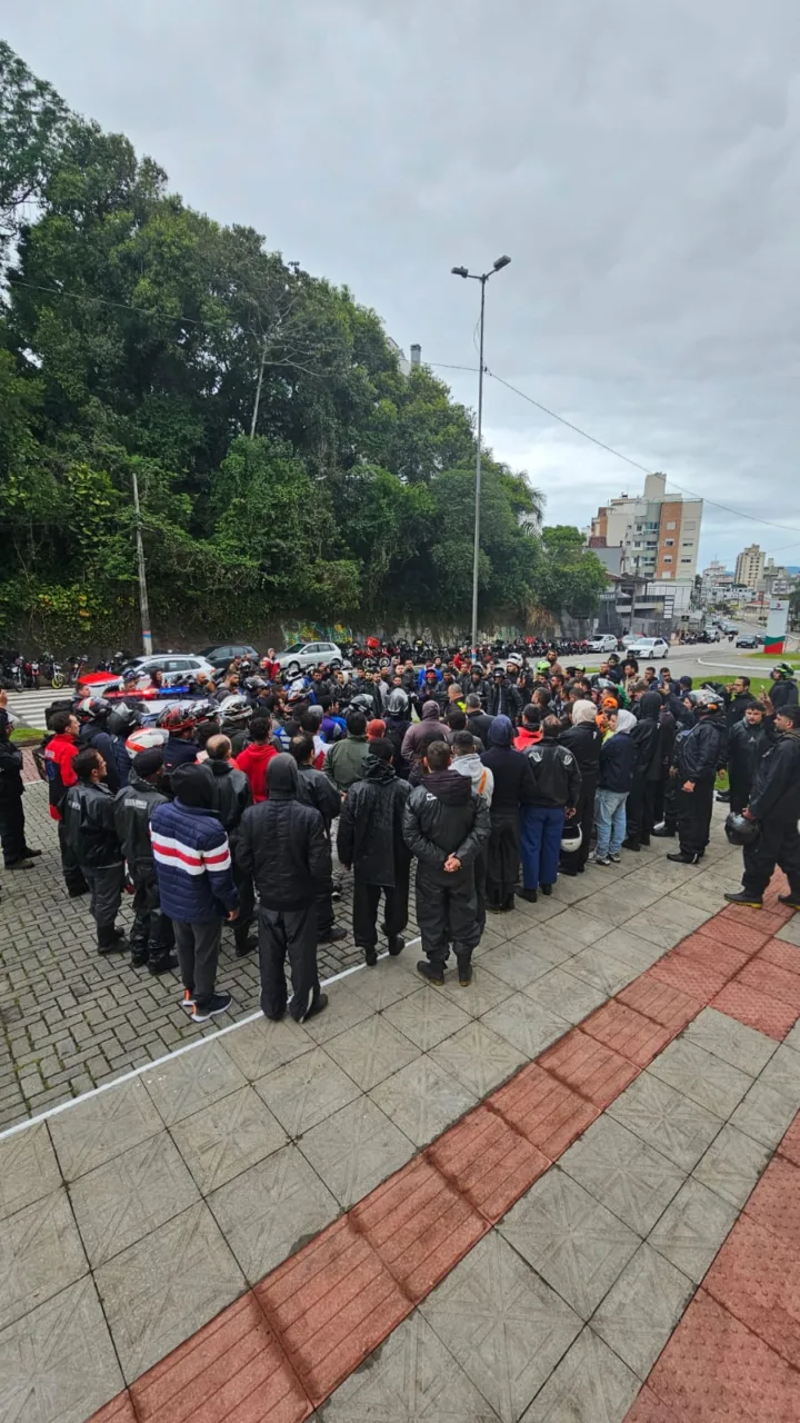 Prazo para cumprimento da Lei Federal que regulamenta atividade de motofretistas e mototaxistas é prorrogado (2)