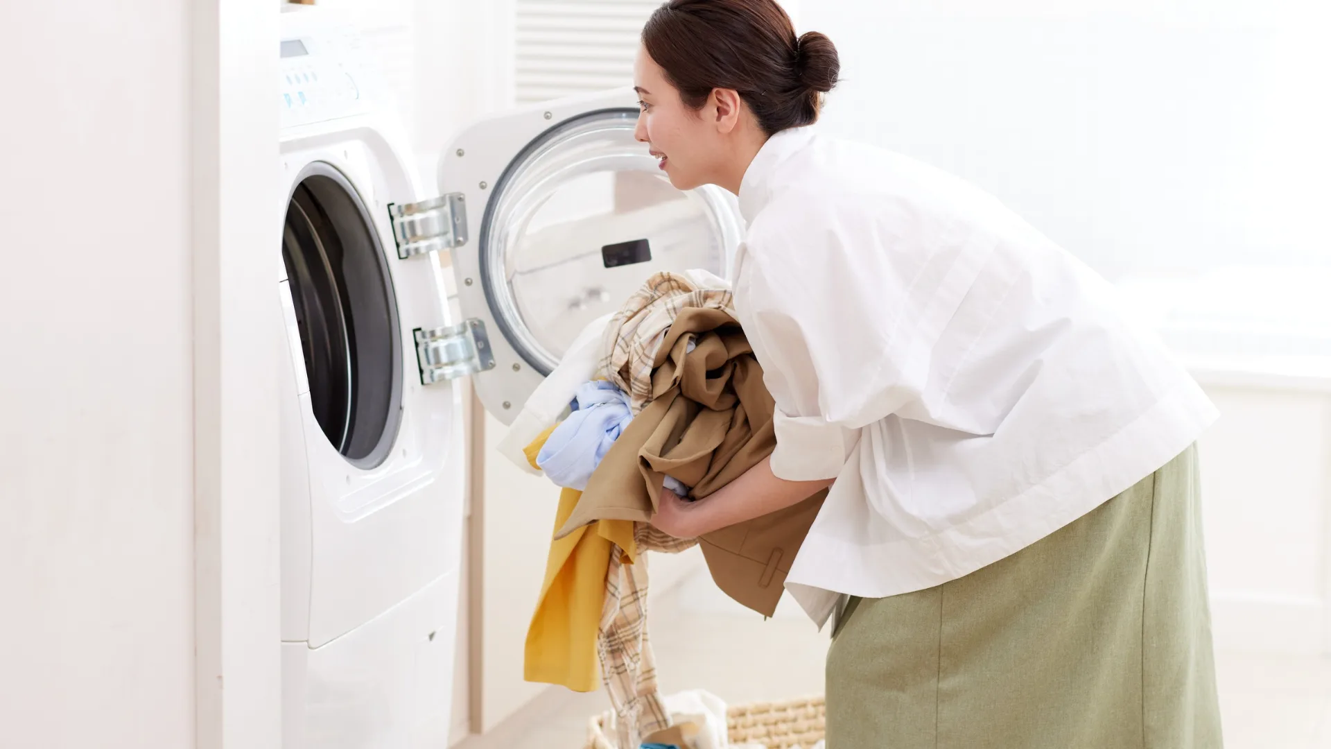 Roupas limpas sem perder tempo: cinco dicas para quem mora sozinho | Imagem Ilustrativa | Foto: Canva 