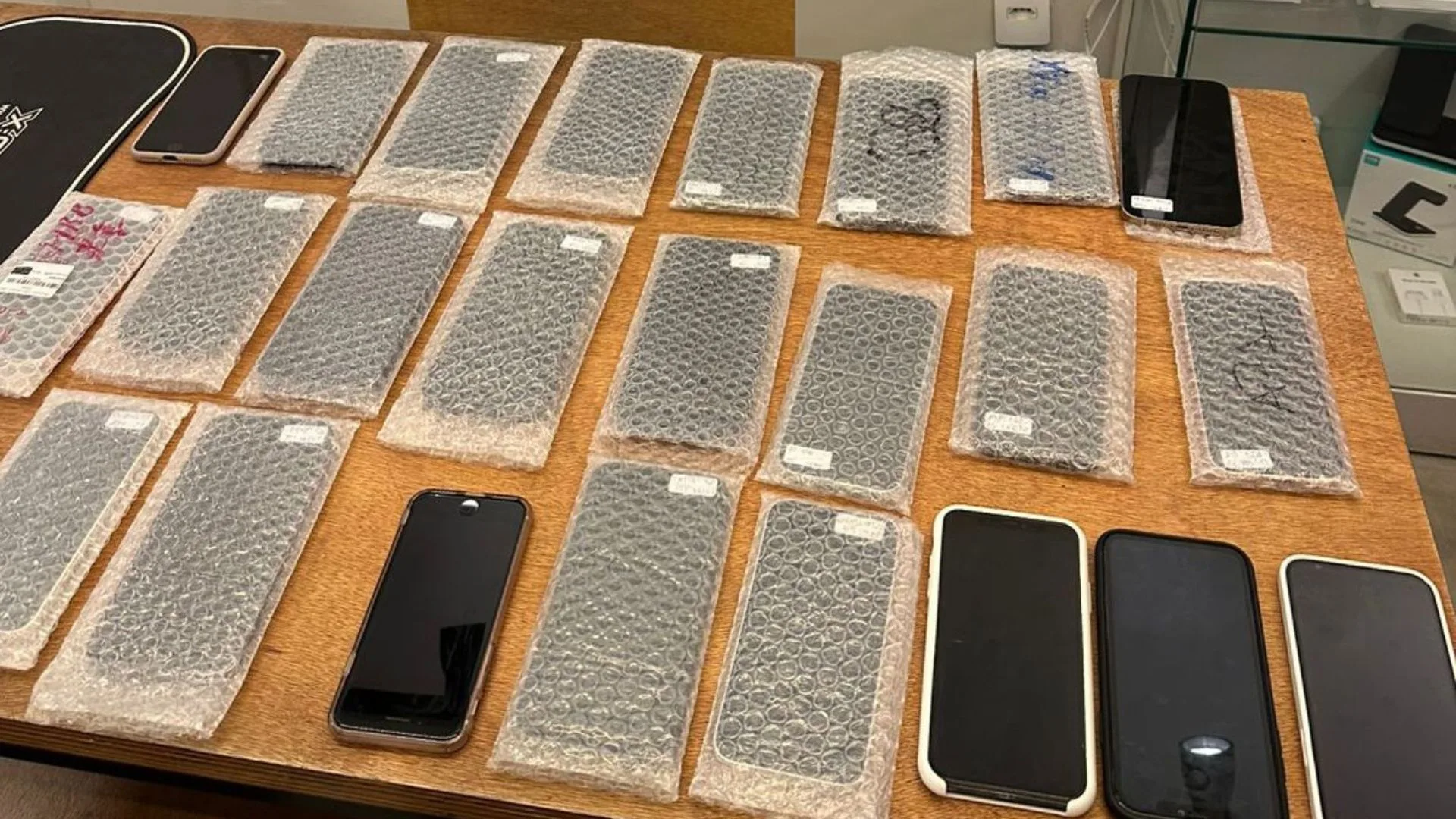 VÍDEO: Operação Mentor combate importação ilegal de celulares em SC | Foto:  Polícia Federal | Divulgação