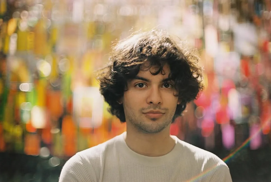 Xolo Maridueña, ator de Cobra Kai, vai ser Portgas D. Ace em ONE PIECE | Foto: Reprodução/Redes Sociais 