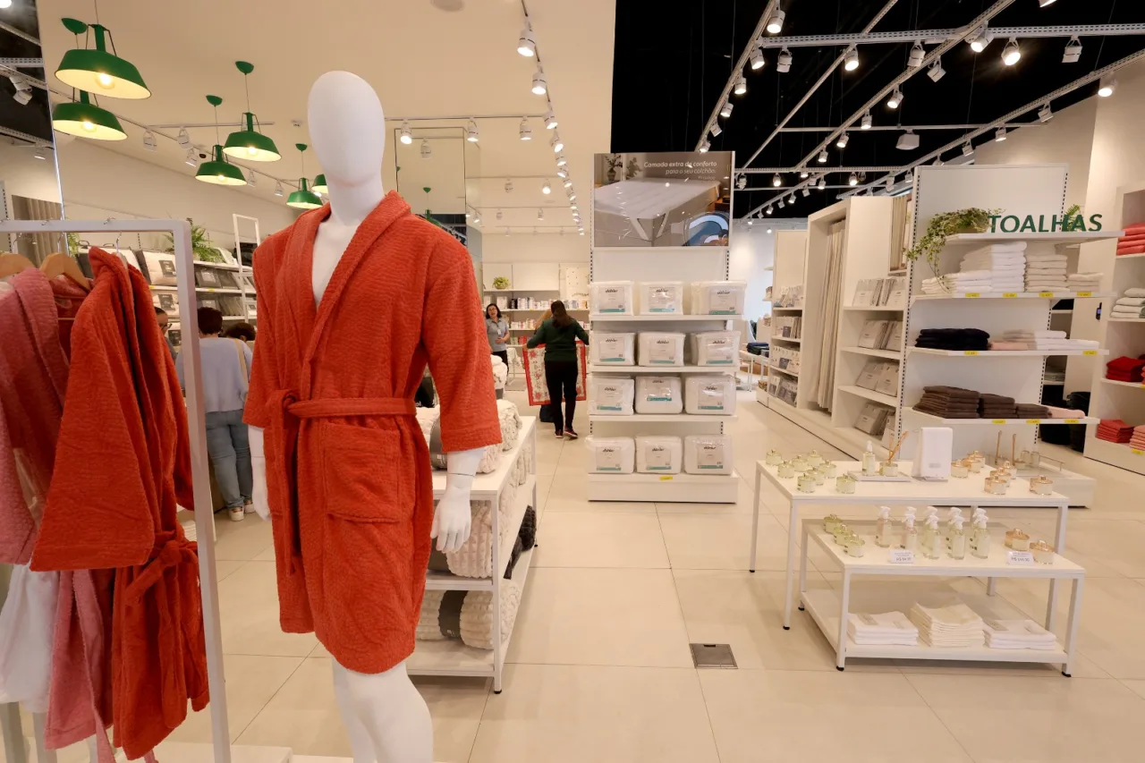 Veja como foi a inauguração da loja Döhler exclusiva outlet em Porto Belo